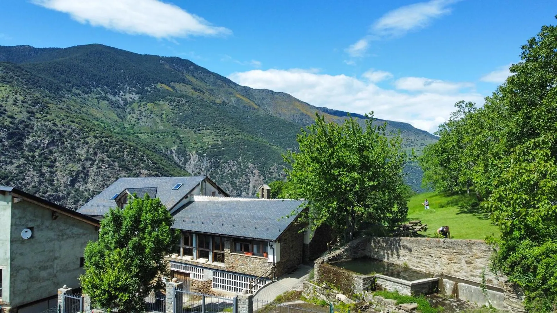 Casa Jan, Casa Rural En Berani