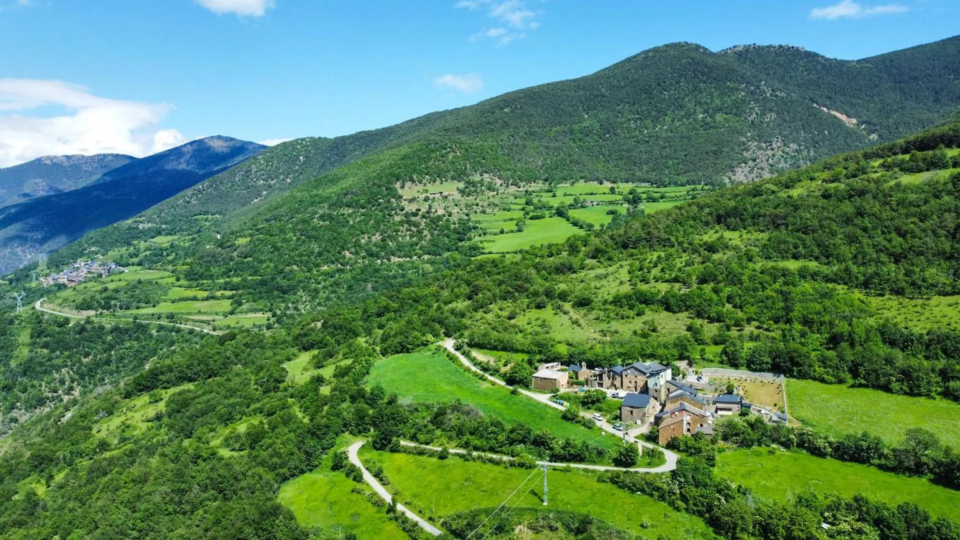 Casa Jan, Casa Rural En Berani 0*,